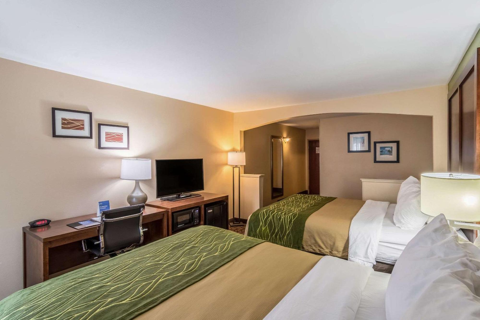 Comfort Inn & Suites Panama City North Экстерьер фото