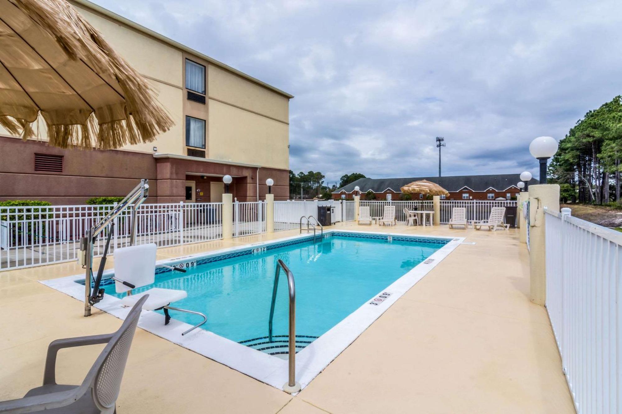 Comfort Inn & Suites Panama City North Экстерьер фото